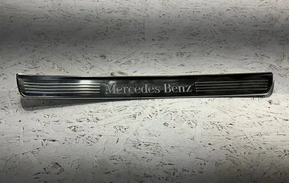 Mercedes-Benz S W222 Other sill/pillar trim element A2226805435 A2226809135