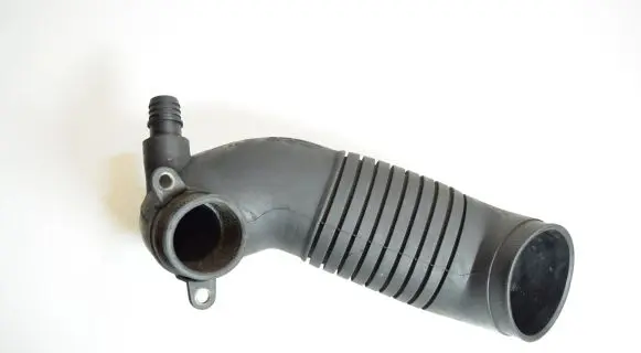 Audi A4 S4 B6 8E 8H Air intake hose/pipe 8E0129615