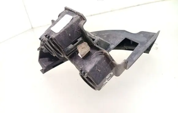 Volkswagen Jetta VI Rear bumper mounting bracket 5C6807393D