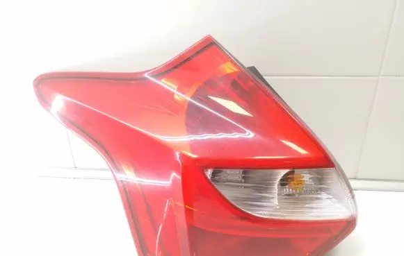 Ford Focus Rear/tail lights BM5113405AK