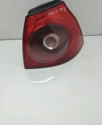 Volkswagen Golf V Rear/tail lights 1K6945096AA 03S28490206 B02016274