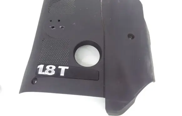 Volkswagen PASSAT B5 Engine cover (trim) 058103724AC 058103724AE