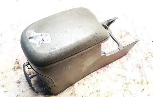 Hyundai Santa Fe Armrest 8461126000 84611-26000