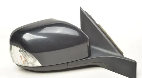Volvo XC70 Front door electric wing mirror 12PIN