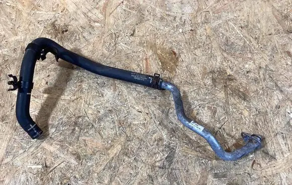 Porsche Cayenne (92A) Engine coolant pipe/hose 7p5122049c 7p0121065ac