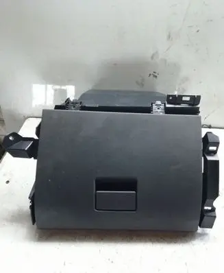 Ford C-MAX I Glove box set 3M51R06044 C8RAA