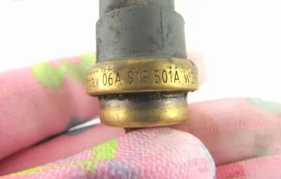 Coolant temperature sensor