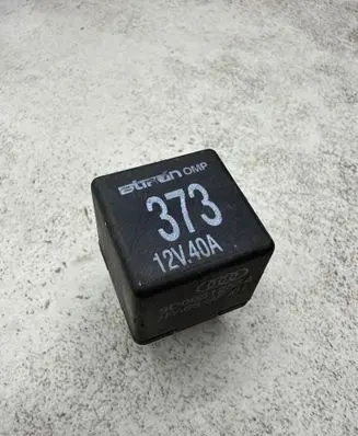 Audi A4 S4 B7 8E 8H Other relay 8D0951253A