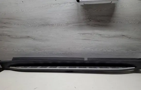 Mercedes-Benz GLE W167 Sill A1676981501