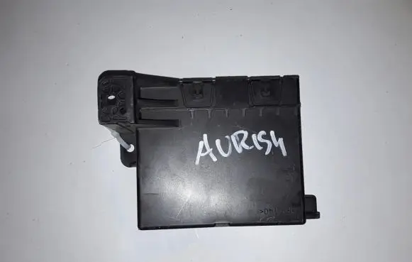 Toyota Auris 150 Other control units/modules 8865002820
