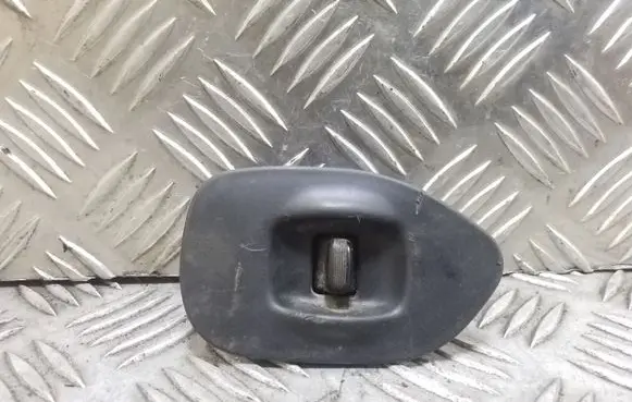 Subaru Legacy Electric window control switch