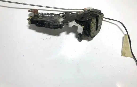 Subaru Legacy Front door lock
