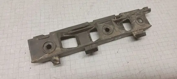 Volkswagen PASSAT B6 Front bumper mounting bracket 3C0807184