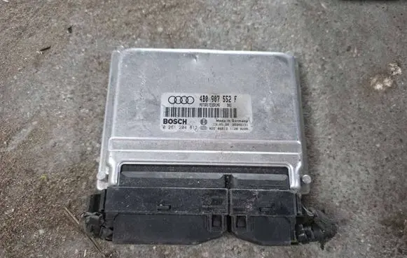 Audi A6 Allroad C5 Engine control unit/module 4B0907552F