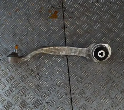Mercedes-Benz E W212 Front lower control arm/wishbone