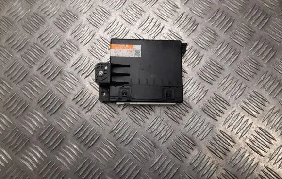 Lexus CT 200H Other control units/modules 8865076320