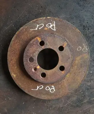 Volkswagen Cross Polo Front brake caliper