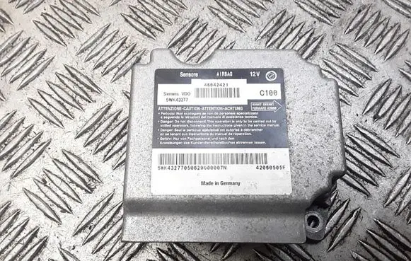 Alfa Romeo 147 Airbag control unit/module 46842421