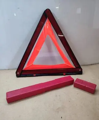 BMW X3 E83 Emergency warning sign 6770487