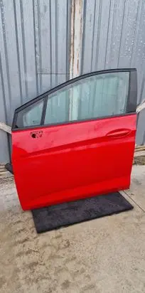 Opel Astra K Front door