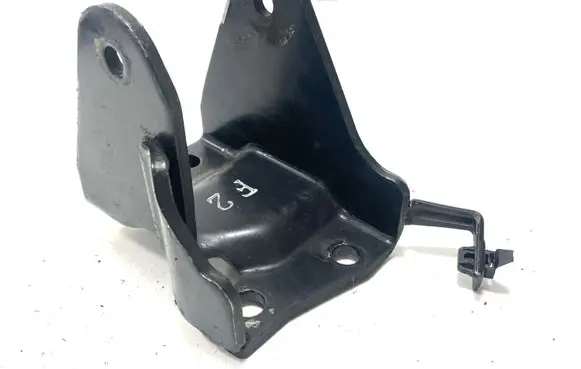 KIA Carens II Gearbox mounting bracket