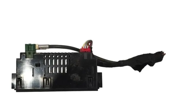 Volkswagen Atlas Cross Sport USB socket connector 5NA035736 19VW0FC4 SW031