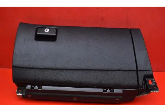 Cadillac SRX Glove box 55303-48060