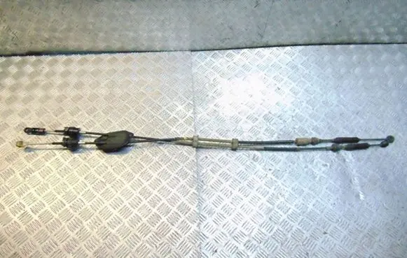 Toyota Avensis T220 Gear shift cable linkage 
