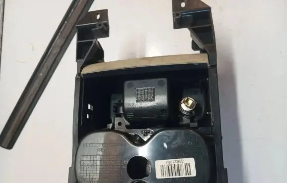 Volvo V70 Cup holder front 39821985