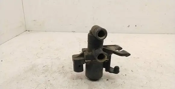 BMW 3 E36 Coolant heater control valve 1387846 1147412052