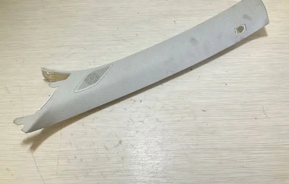 Volvo XC40 (A) pillar trim 32244569