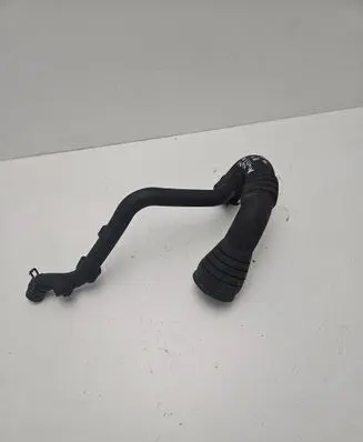 Audi A4 S4 B5 8D Intercooler hose/pipe 8d0129615