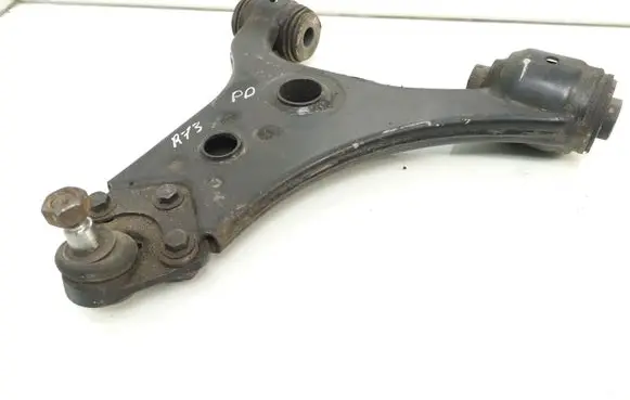 Mercedes-Benz B W245 Front lower control arm/wishbone A1693000307 6214163Q3