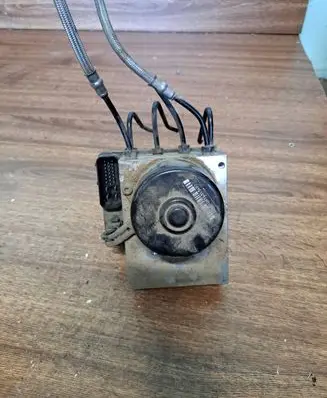 Volkswagen Golf IV ABS Pump 1J0614217E 10020402124