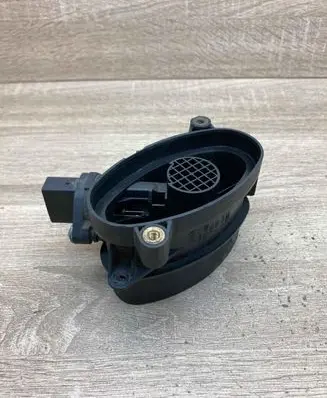 BMW 3 E46 Mass air flow meter 7787076 0928400468