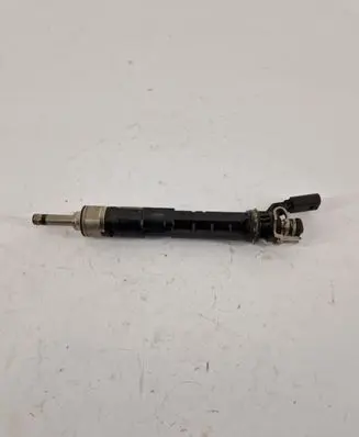 Nissan X-Trail T32 Fuel injector 166005550R