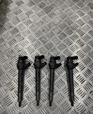 Volkswagen Golf VII Fuel injectors set 04L130277A BTC