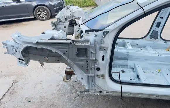 Volvo S60 Front quarter panel 