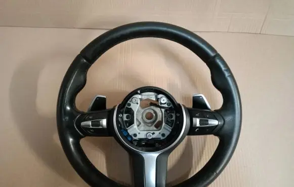 BMW X3 F25 Steering wheel