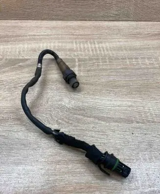 BMW 5 E60 E61 Lambda probe sensor 0258006808 689152