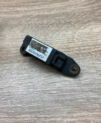 Audi A6 S6 C5 4B Airbag deployment crash/impact sensor 4B0959643A