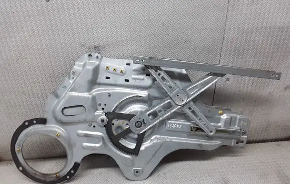 KIA Cerato Front door window regulator with motor 824702F020