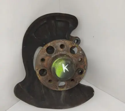 Mercedes-Benz C W203 Front wheel hub spindle knuckle