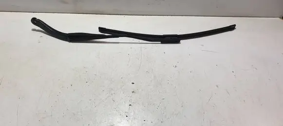Front wiper blade arm