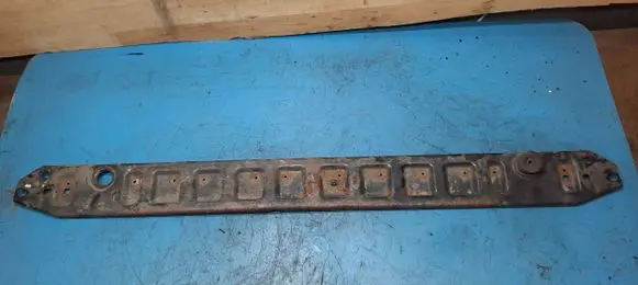 Front bumper foam support bar