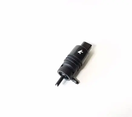 BMW X1 E84 Windscreen/windshield washer pump 7302588