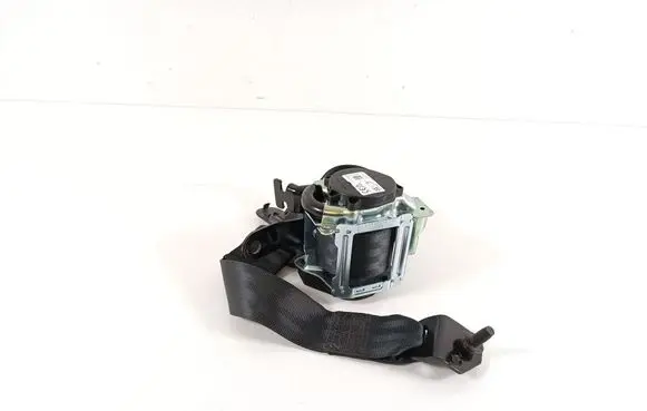 Rear seatbelt