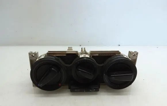 Skoda Octavia Mk1 (1U) Climate control unit