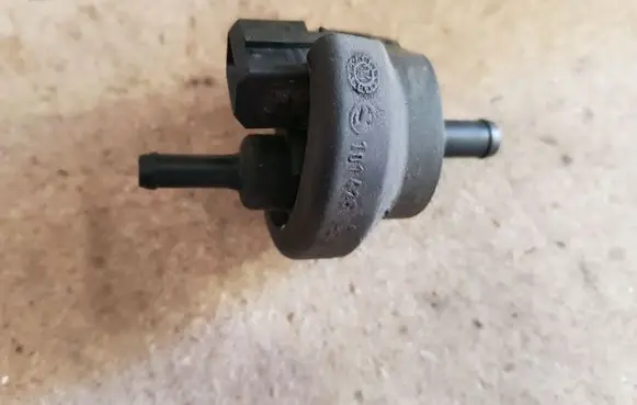 BMW 7 E38 Sensor 1717292