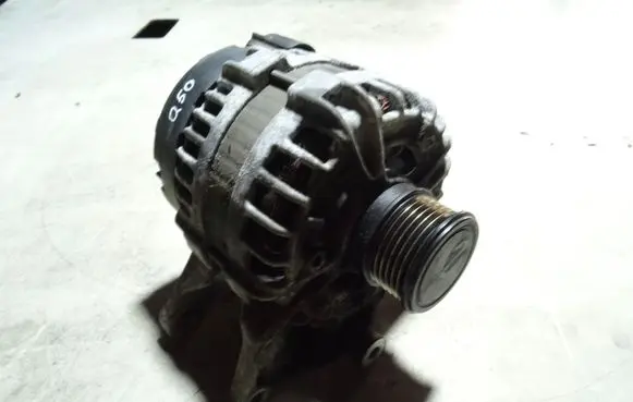 Infiniti Q50 Generator/alternator 0125711164 231004HH3A A0009066706
